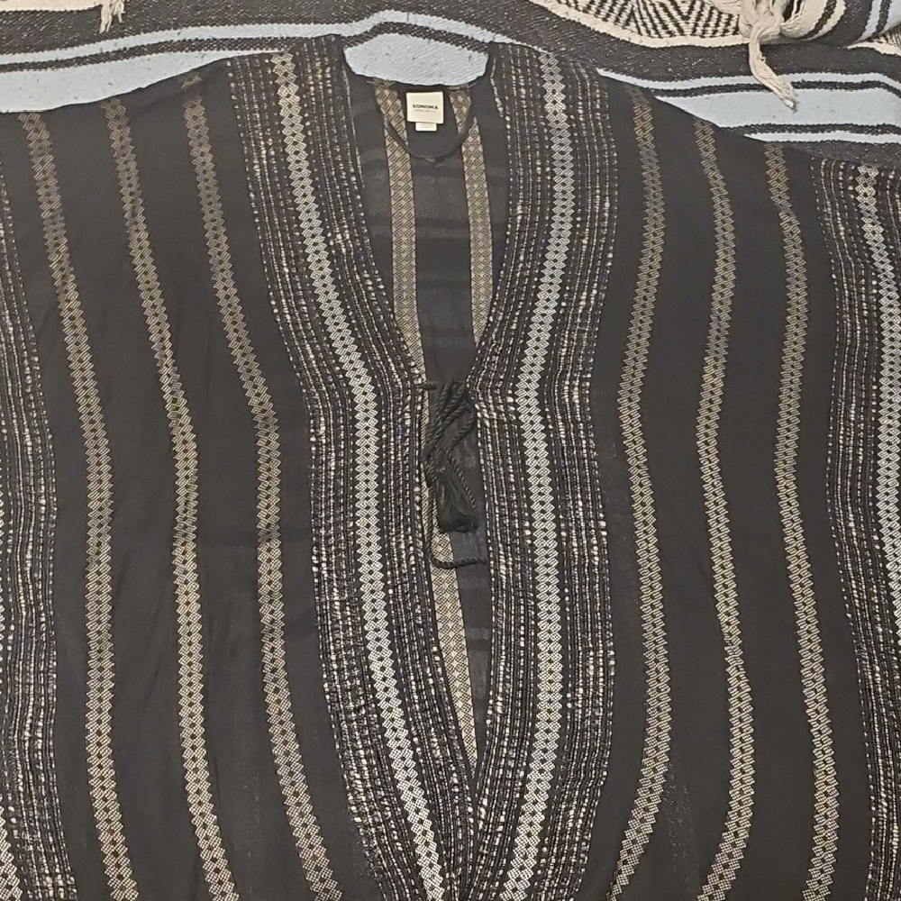 Sonoma Monochrome Knit Apparel
